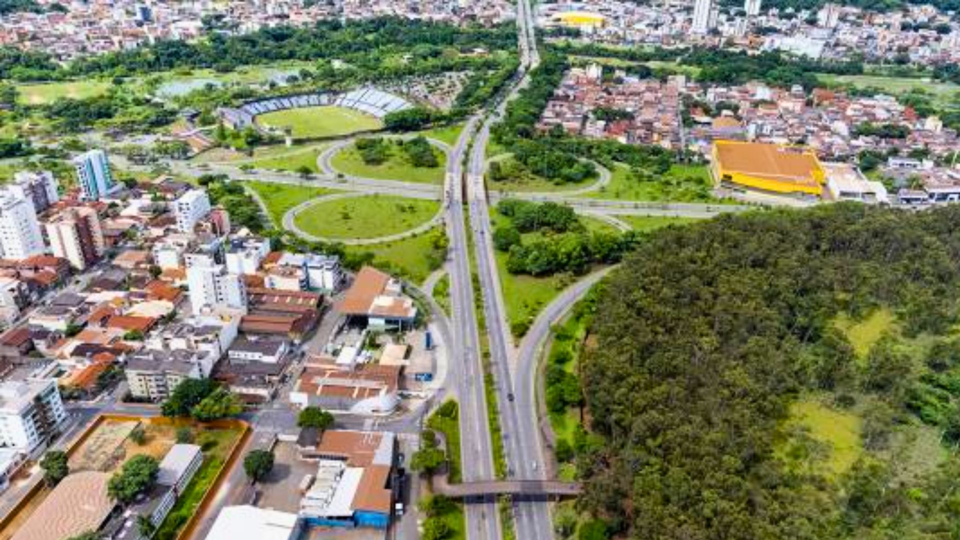 Vídeos revelam cenas de violência e tortura em possível “justiça paralela” em Ipatinga