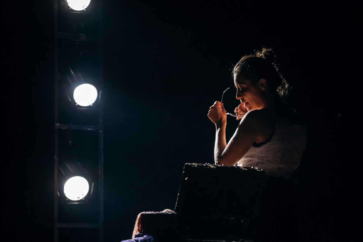 Teatro transforma e forma público no Vale do Aço, destacam atrizes.