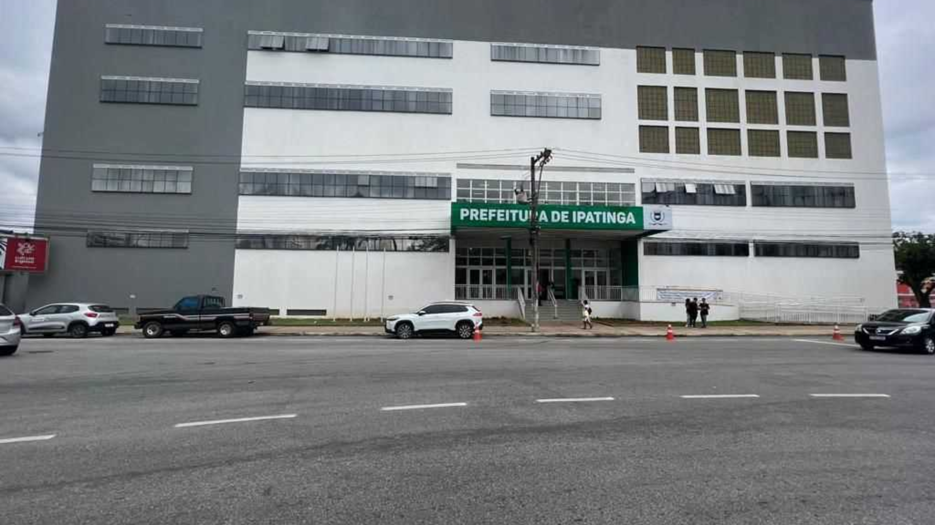 Prefeitura de Ipatinga publica edital de convocação para profissionais da Educação