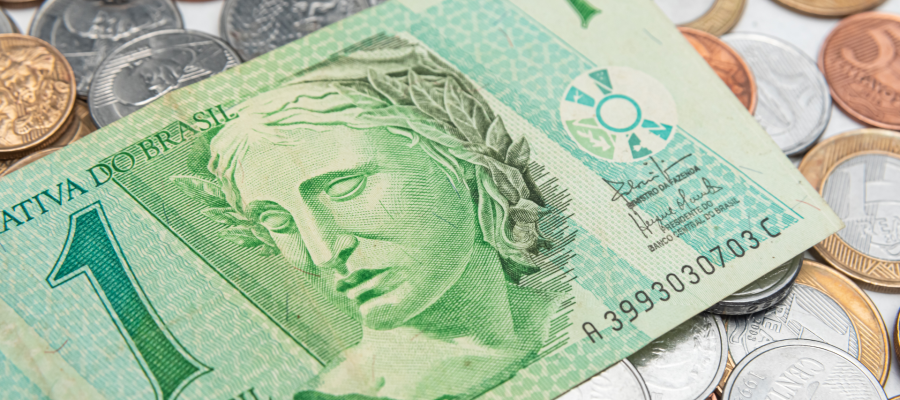 Salário mínimo de R$ 1.621 começa a ser pago nesta segunda