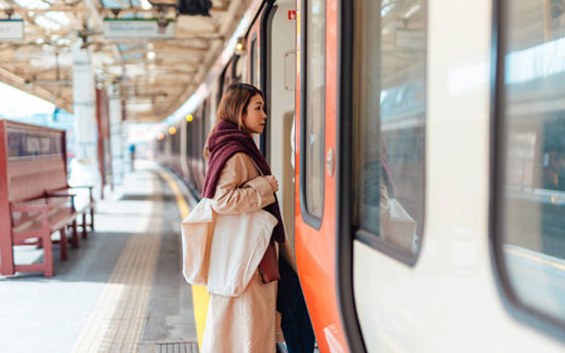 Após interrupção causada por protesto, Vale retoma viagens do trem de passageiros