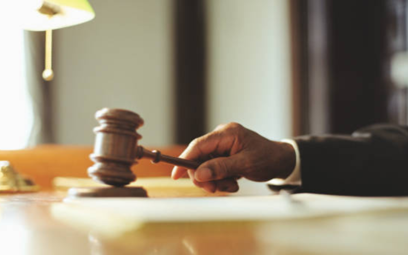 Júri Popular julga réu acusado de homicídio e duas tentativas em bar no Veneza I, em Ipatinga