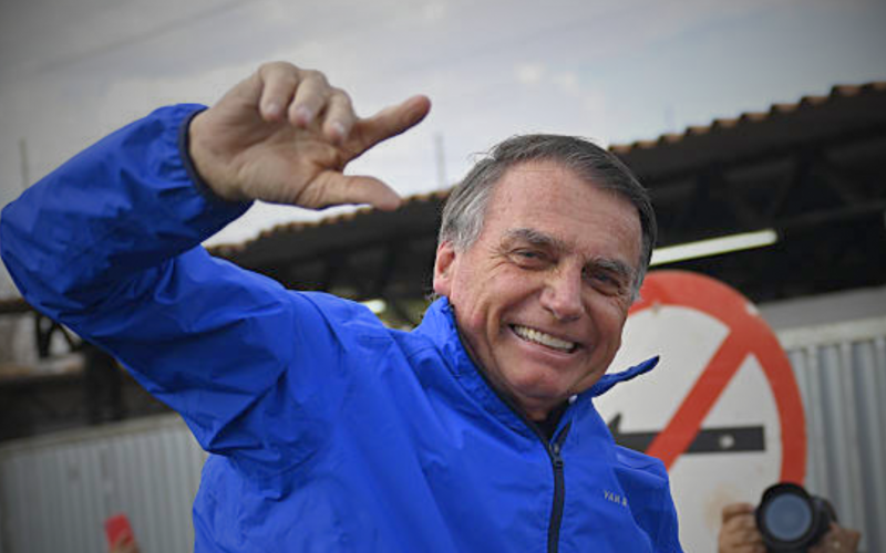 Alexandre de Moraes determina transferência de Jair Bolsonaro para a Papudinha