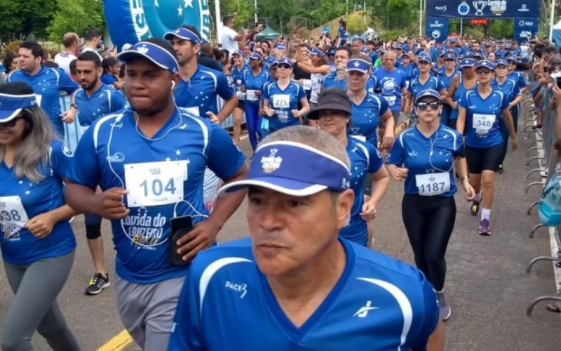 Atleta se manifesta após gesto polêmico durante corrida em Ipatinga e pede desculpas ao público