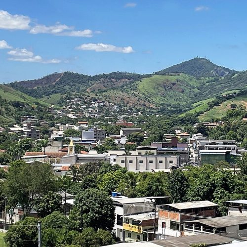 Trabalhador morre eletrocutado enquanto fazia serviço em laje em Santana do Paraíso