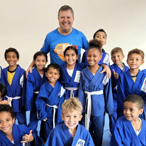 Projeto Ajudôu transforma vidas de jovens no Vale do Aço por meio do judô e da solidariedade